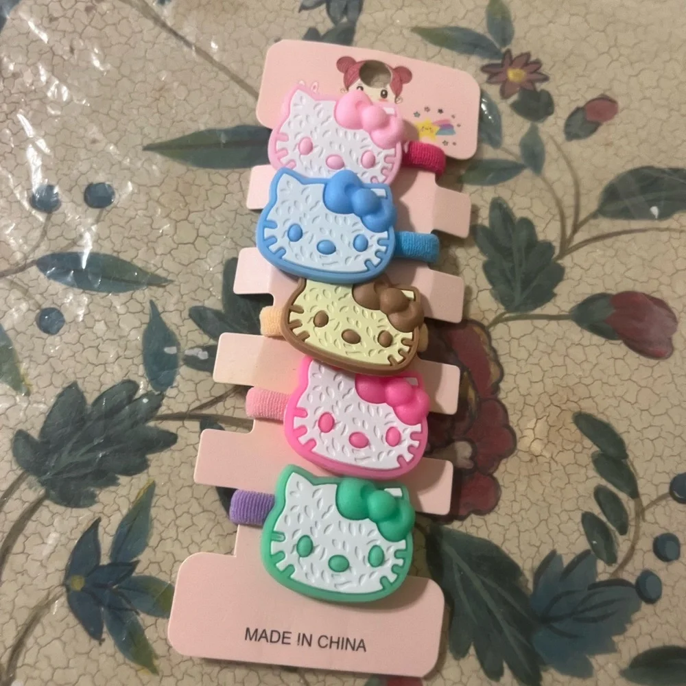 Hello Kitty Hairties